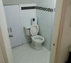 Коттедж в Bed & Breakfast Local Home