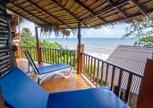 Вилла Grand beachfront в Koh Jum Resort