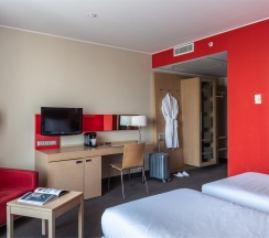 Стандарт с двумя кроватями в Cosmos Astrakhan Hotel