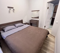 Апартаменты с балконом в Алина