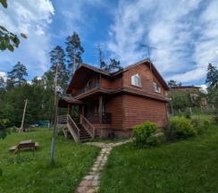 Коттедж Графский с балконом в Ателика Улиткино