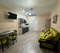 1 этаж 2 дома в Edi House