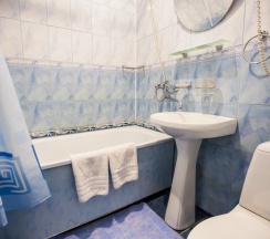 Двухместный номер Comfort с видом на город (двуспальная кровать) в Гостиница Молодежная