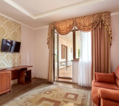 СТАНДАРТ УЛУЧШЕННЫЙ С ВЫХОДОМ НА ТЕРРАСУ в У моря