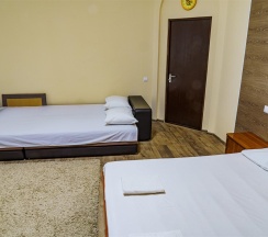 4-местный номер студия в Оптима