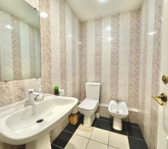3ех комнатная квартира. пр. Невский д.63 в Goodrest