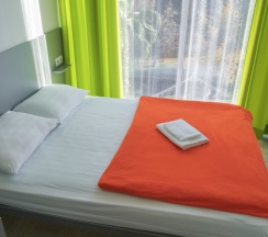 Двухместный номер с панорамным окном в Sunny Sochi Hostel