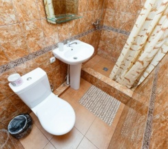 Двухкомнатный для 7 взрослых в У Елены