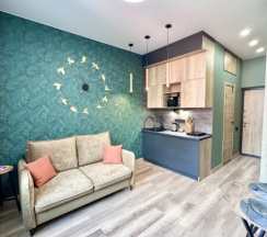 Комфорт Полуторный Диван Мини в Metro apartments