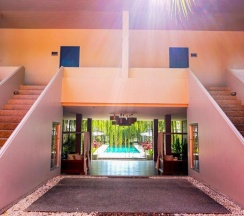 Двухместный номер Standard с видом на бассейн двуспальная кровать в Signature Phuket Resort