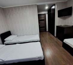 Комната стандарт с 4 односпальными кроватями в Аксай