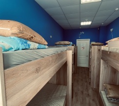 Койко-место в восьми местном мужском номере в Olimp