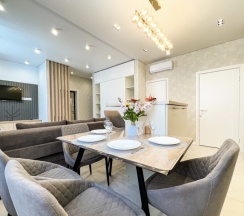 Дом 150кв.м. с 4 спальнями, кухней-гостиной и 3 санузлами, вмещает до 10 человек. в Villa Harizma