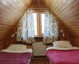Номер стандарт с 2 односпальными кроватями (мансарда) в Здрава дача
