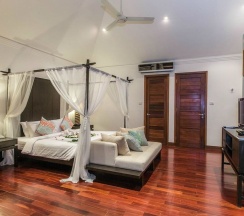 Двухместная вилла c 1 комнатой двуспальная кровать в Kanda Residences Pool Villas