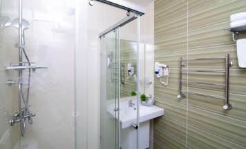 Номер стандарт с 1 двуспальной кроватью в Колибри