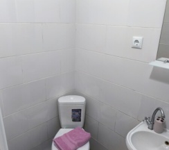 Комната стандарт с 1 двуспальной кроватью в Людмила