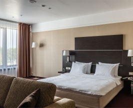 Полулюкс в Cosmos Izhevsk Hotel