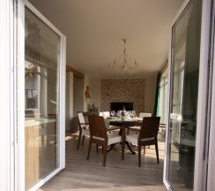 Вилла Luxury с красивым видом из окна в Villa Robin