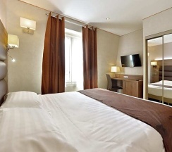 Трёхместный номер Standard в Hôtel Suites Unic Renoir Saint Germain