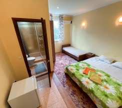 Трёхместный номер Classic в Шале у моря