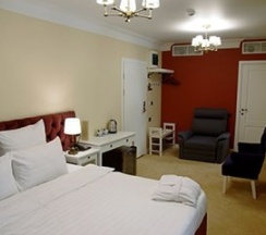 Полулюкс с одной двуспальной кроватью и креслом кроватью в Barin Residence Center 