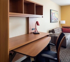 Двухместный люкс двуспальная кровать в TownePlace Suites Los Angeles LAX/Manhattan Beach