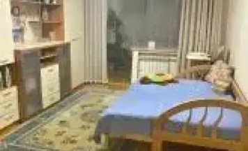 Апартаменты с 3 комнатами с балконом в Квартира Уютная  в Престижном Районе