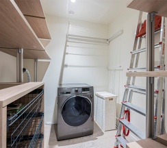 Двухуровневые апартаменты с 3 спальнями Премиум в Intermark Residence