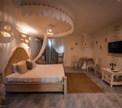 Люкс с джакузи "Кружева и Крылья" в Rassl Country Home