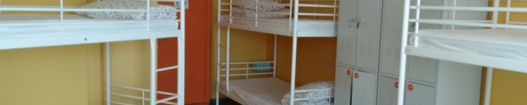 Место в 8-местном номере для женщин в Hostelkam