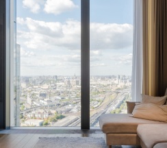 Golden 42 этаж в Heaven Apartments