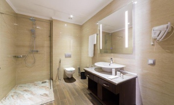 Двухместный номер Standard двуспальная кровать в Shera Inn Hotel