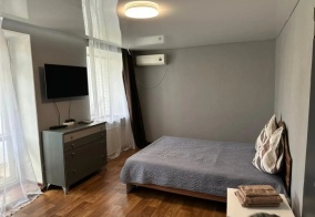 Апартаменты Квартира 1-комн (3чел) ApartLand Первостроителей Аллея Труда центр в Комсомольске-на-Амуре