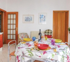 Коттедж с 5 комнатами в Casale della Minaga