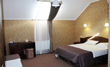 Полулюкс трехместный в Messalina