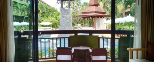 Двухместный номер Superior с видом на бассейн 2 отдельные кровати в Phuket Island View Resort