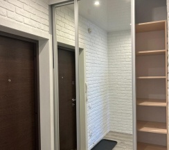 4-местные 1-комнатные апартаменты люкс с 1 двуспальной кроватью в AntoninaApartments (АнтонинаАпартментс) на улице Крылова