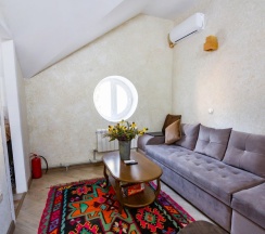 Кровать в общем номере (женский номер) в Чердак