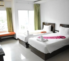 Двухместный номер Делюкс 2 отдельные кровати в Zephyr Grand Hotel