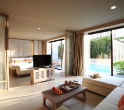 Двухместный полулюкс с доступом к бассейну двуспальная кровать в Proud Phuket