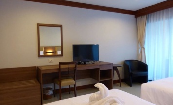 Двухместный номер Superior с балконом 2 отдельные кровати в The Impress Nan Hotel