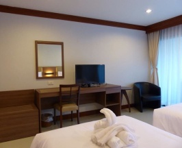 Двухместный номер Deluxe с балконом 2 отдельные кровати в The Impress Nan Hotel