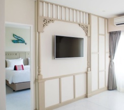 Люкс c 1 комнатой с балконом в Panphuree Residence