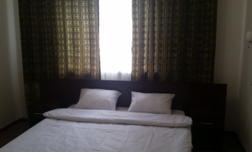 Двухместный стандарт с одной большой кроватью в Даймохк