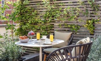 Двухместный номер Junior Conservatories двуспальная кровать в Four Seasons Hotel London at Park Lane