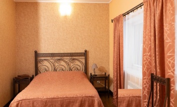 Номер стандарт с 2 односпальными кроватями в Гостевой двор