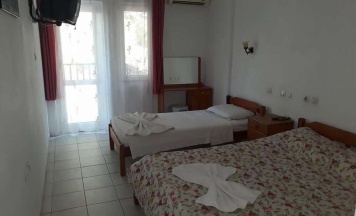 Трёхместный номер Standard с балконом в Hotel Babadag