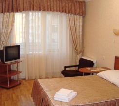 Номер полулюкс с 1 двуспальной кроватью в Оптималь