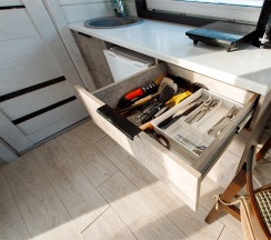 Needles Couple в Needles